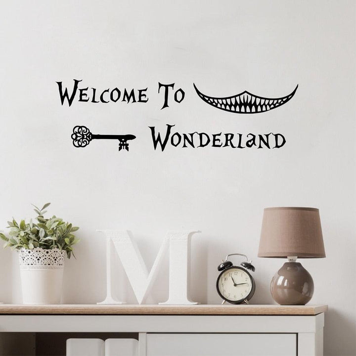 Lisslune | Enchanting Alice in Wonderland Wall Decoration for Stylish Home Renovation