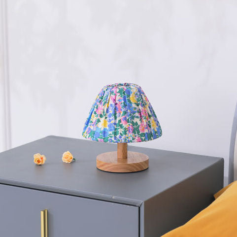 Lisslune | Modern Minimalist Creative Iron Flower Shape 1-Lamp Table Lamp