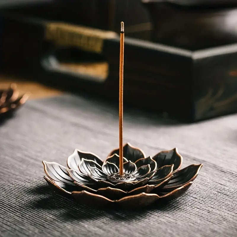 Lisslune | HarmonyGlow Lotus Incense Stick Holder