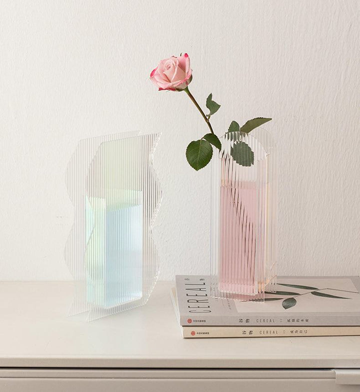 Rynx Minimalist Fluted Acrylic Flower Vase