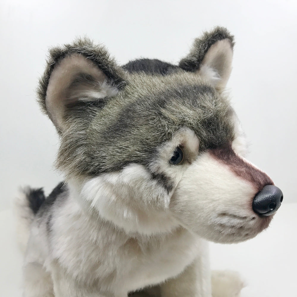 Lisslune | Gray Wolf Plush Toy