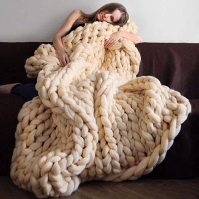 Lisslune | Chunky Knit Blanket