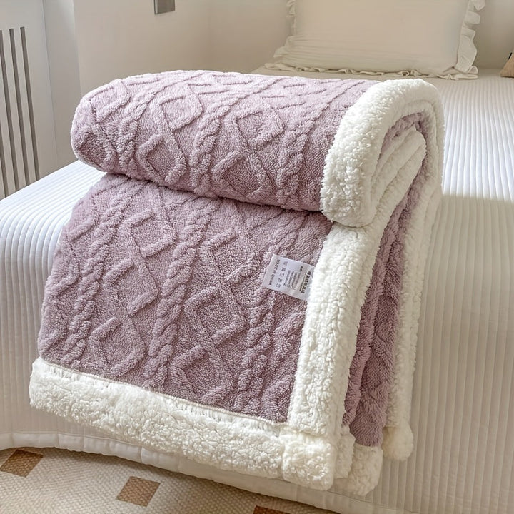 Lisslune | CozyFlip Luxe Reversible Fleece Blanket – Warmth & Style in One