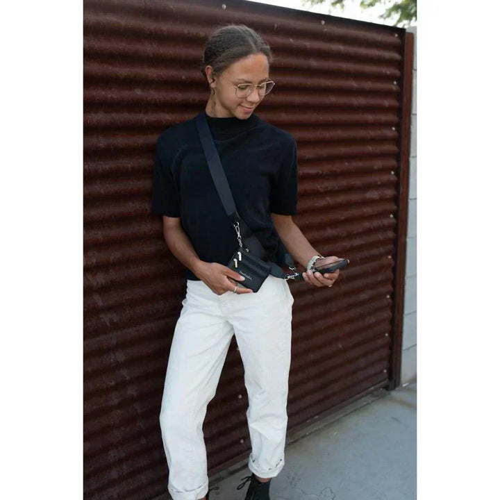 Lisslune | Phone strap with zipper pocket