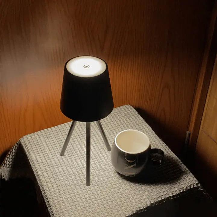 Lisslune | LumaStand - Sleek Tripod Table Light