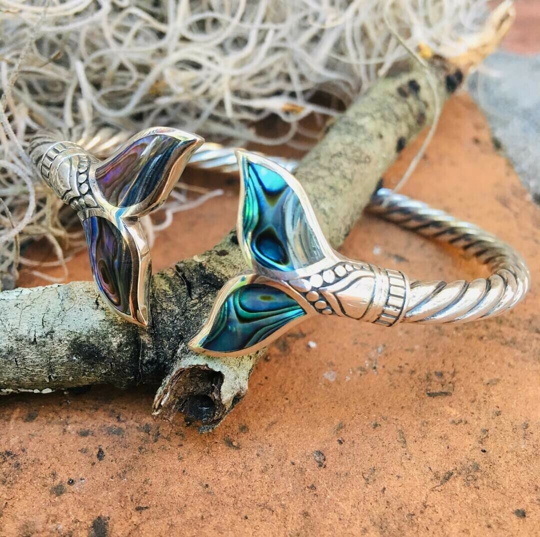 Lisslune | Abalone Shell Mermaid Tail SS Bangle Bracelet