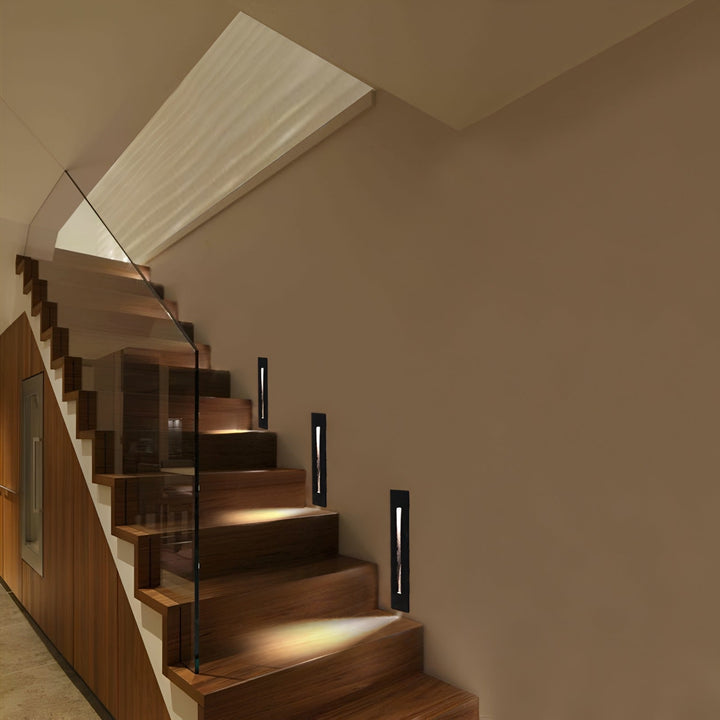 Lisslune | StepGlow LED staircase lamp – Elegant and safe indoor lighting