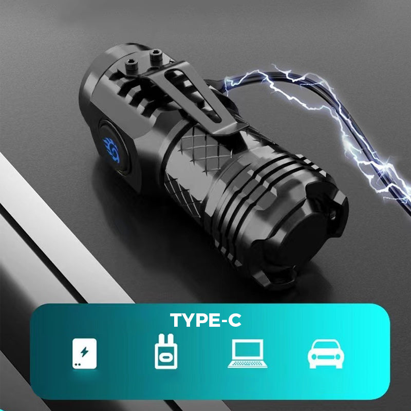 Lisslune | Mini flashlight with three-eyed monster