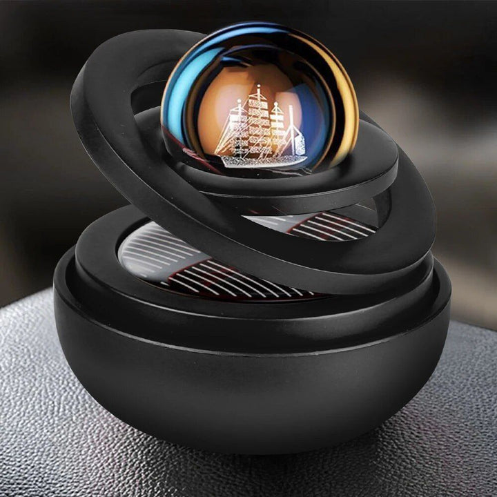 Lisslune | Battery-operated rotating car air freshener with aromatherapy diffuser