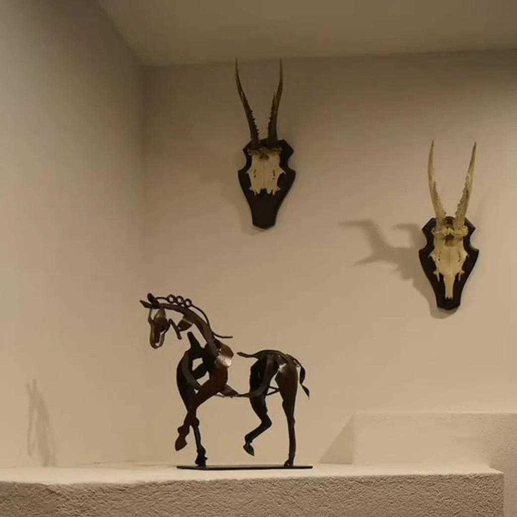 Lisslune | Horse Sculpture - AdonisMetal - Rustic Elegance - Timeless Decorative Piece