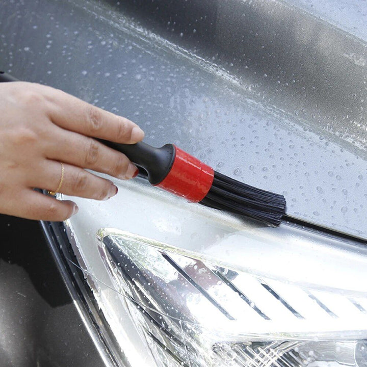 Lisslune | 5-piece car care brush set