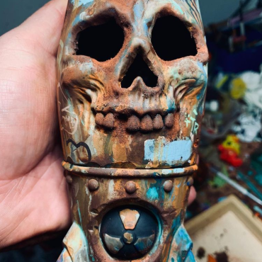 Lisslune | The Skull Bomb - Small Nuclear Warhead Decor