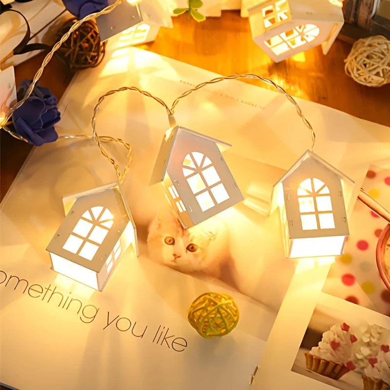 Lisslune | LED fairy lights with mini houses - Decorative Christmas lighting for indoor use