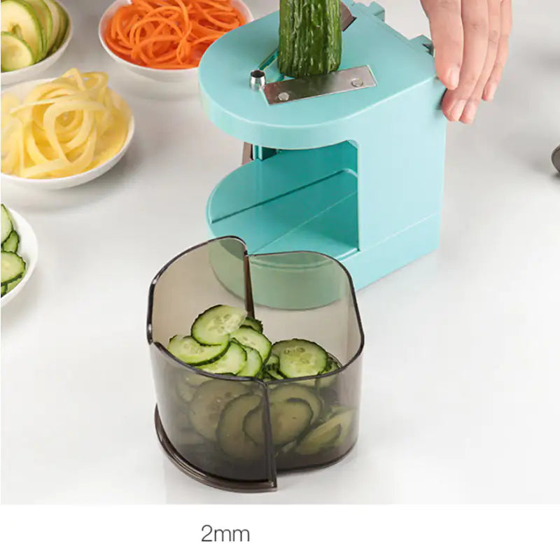 Lisslune | Manufacturer of salads with a crank