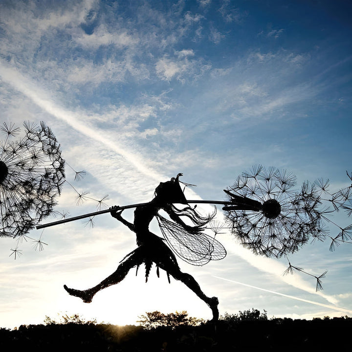 Lisslune | LumaPetal - the magical dancing flower that illuminates your space