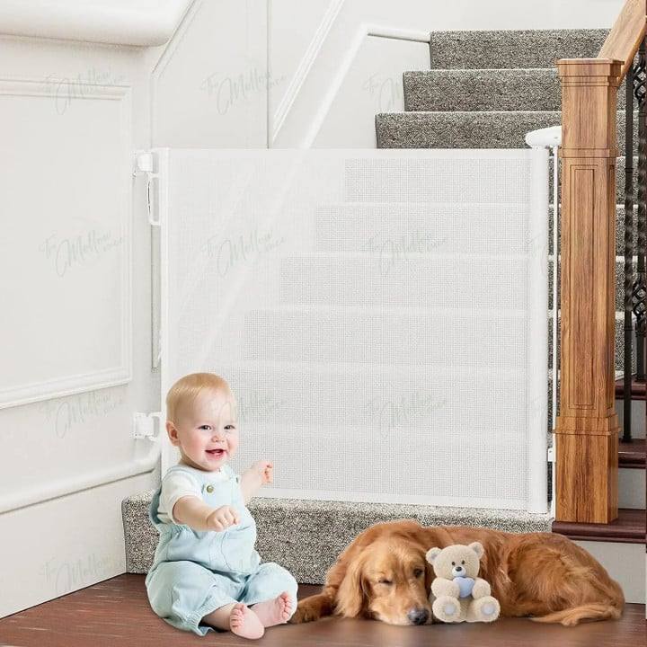 Lisslune | Extendable Safety Gate for Babies and Pets – Up to 140 cm – SafeLiving Gate