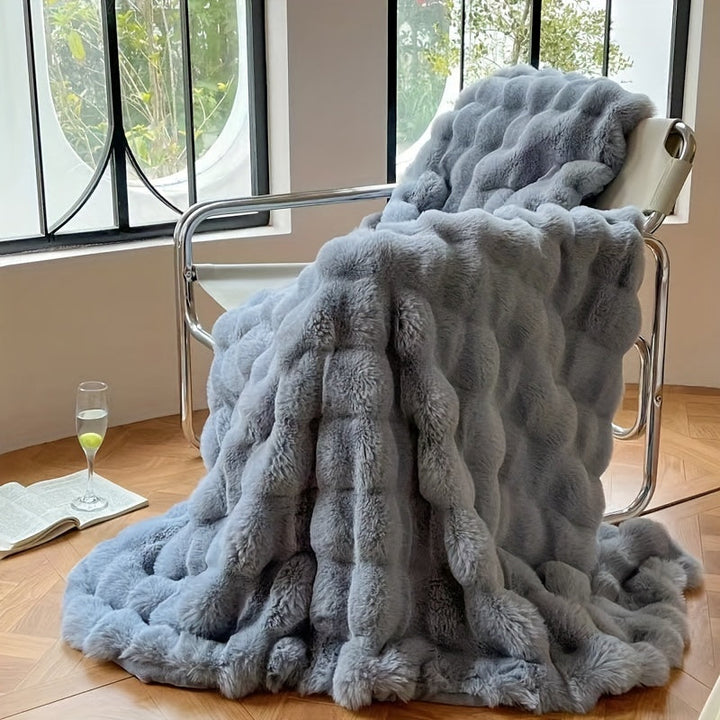 Lisslune | FleeceHaven - Luxuriously Soft Bubble Fleece Blanket for Relaxing