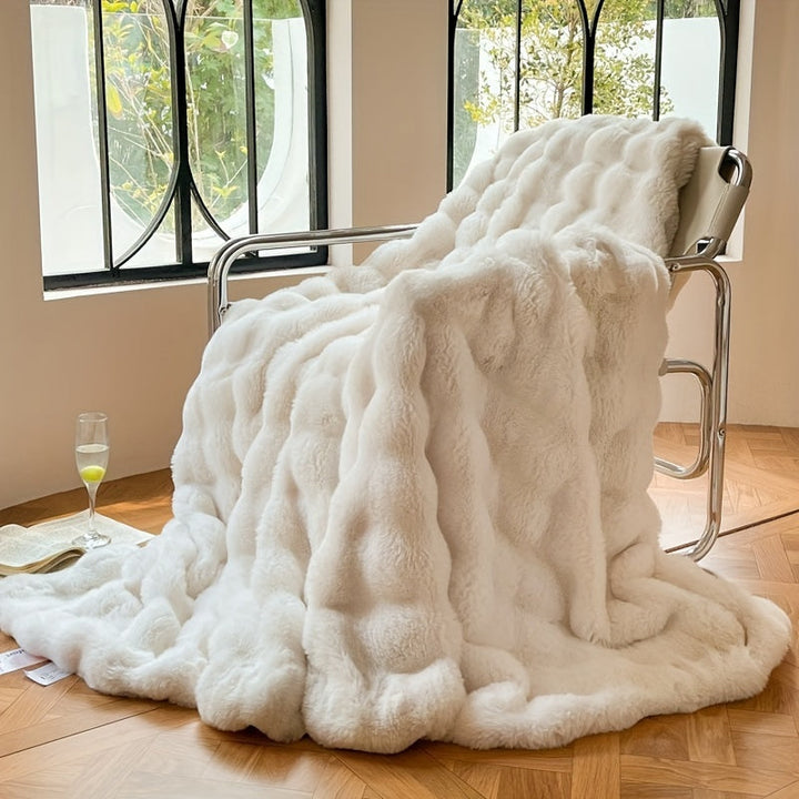 Lisslune | FleeceHaven - Luxuriously Soft Bubble Fleece Blanket for Relaxing