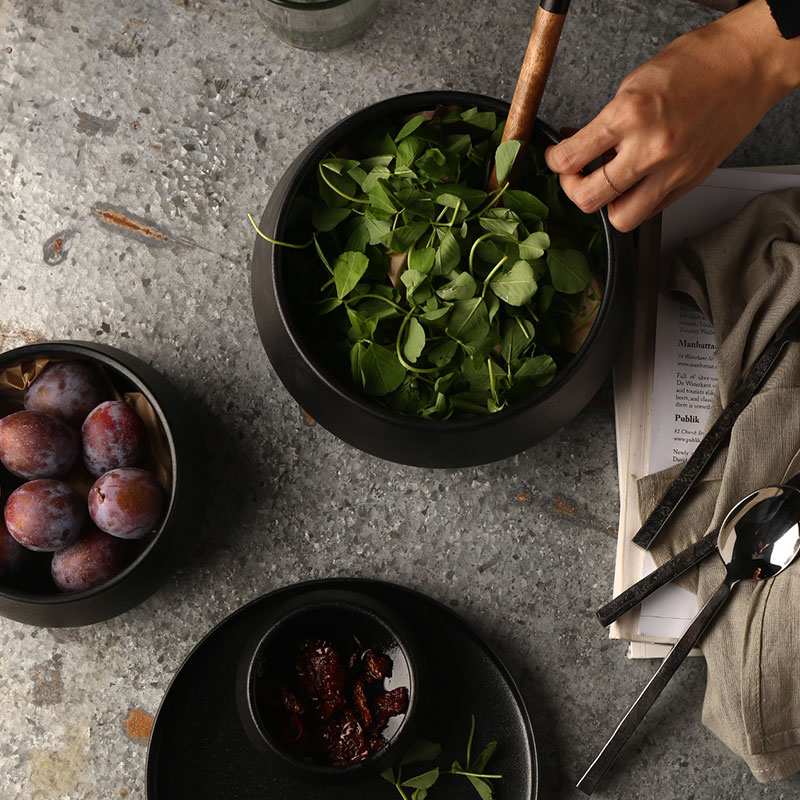 Lisslune | Elegant Matte Black Snack Bowl