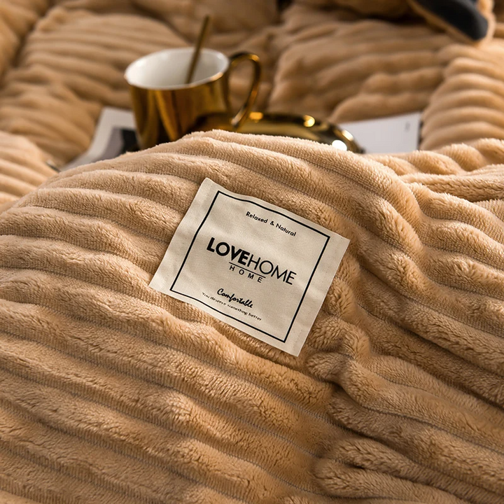 Lisslune | FluffyHaven Soft Plush Blanket – Ultimate Comfort & Warmth