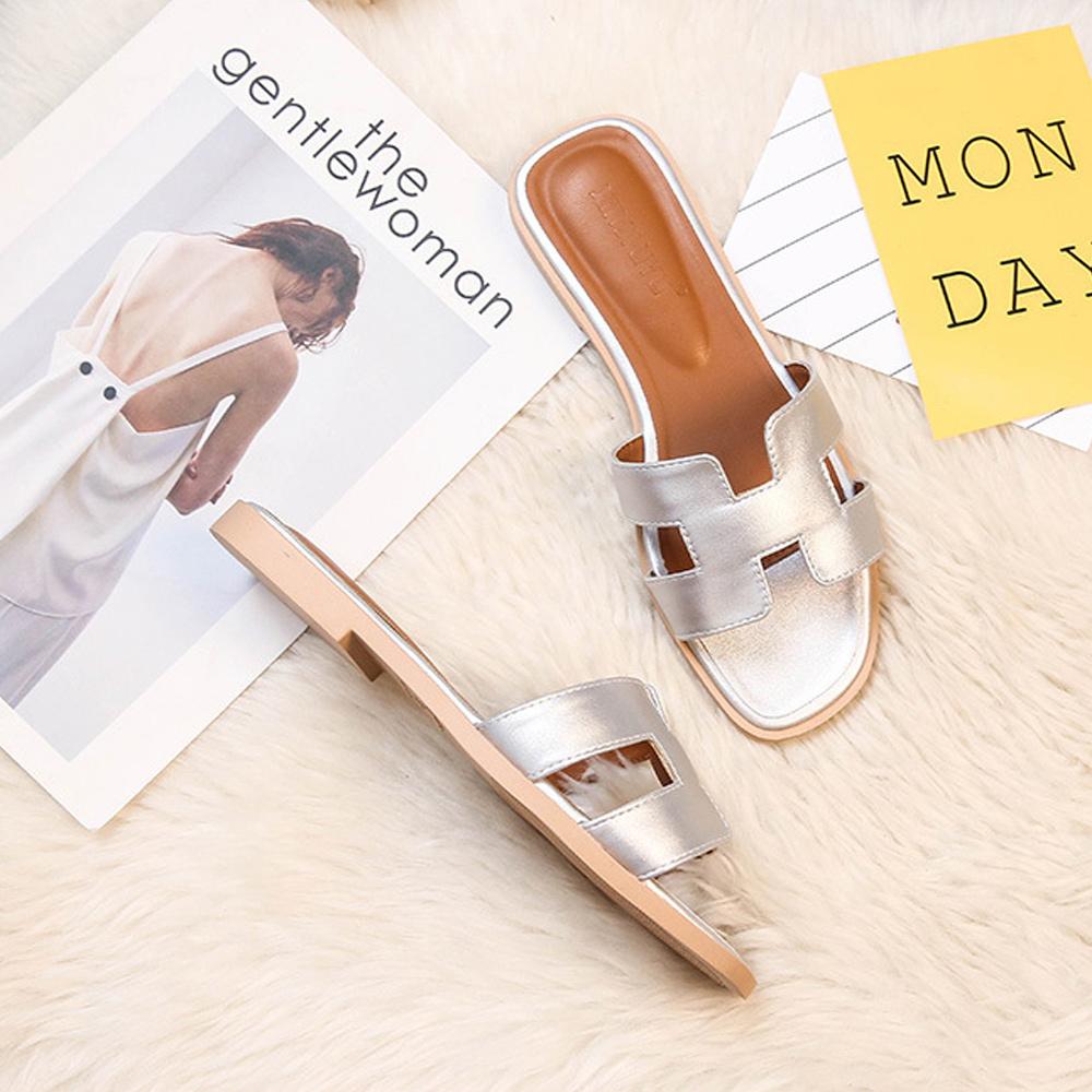 Lisslune | H - Slippers | Soft, comfortable and trendy