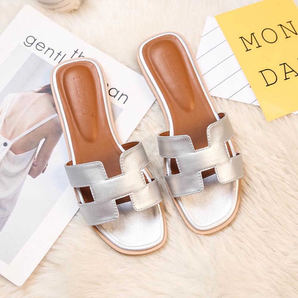 Lisslune | H - Slippers | Soft, comfortable and trendy