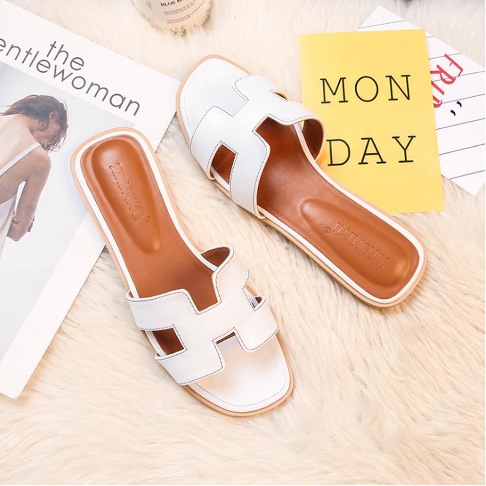 Lisslune | H - Slippers | Soft, comfortable and trendy