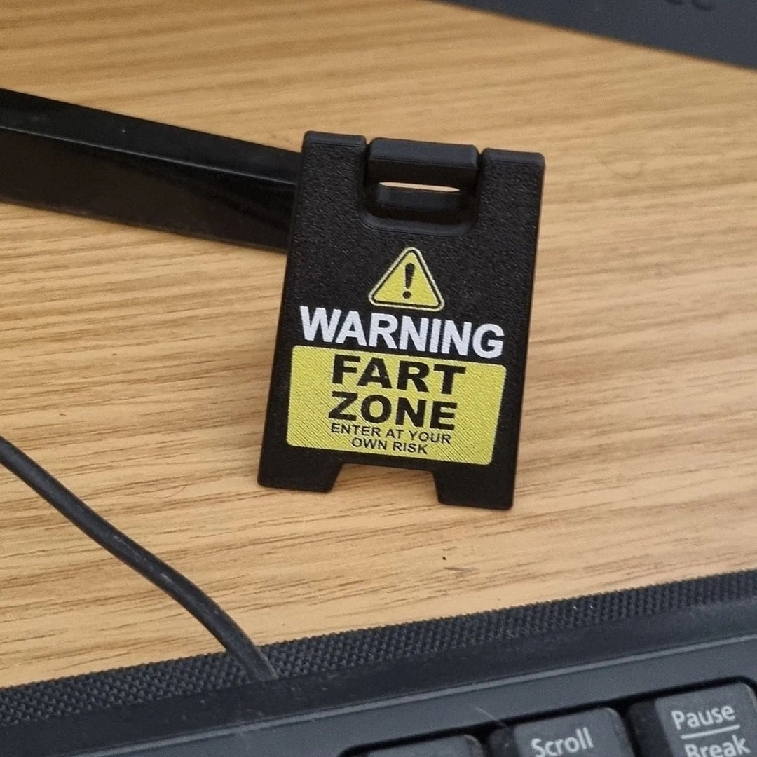 Lisslune | Funny Desk Hazard-Warning Sign