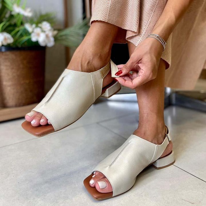 Lisslune | Simple leather sandals with soft footbed