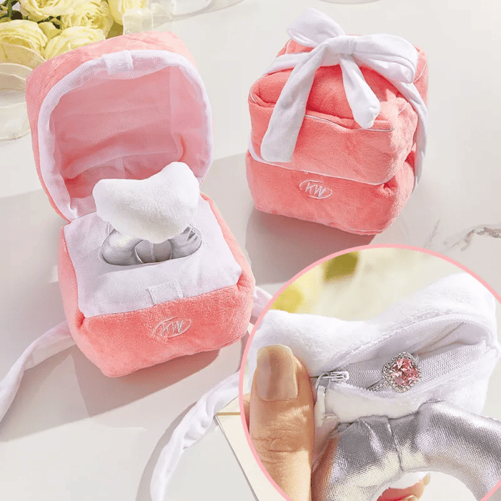Lisslune | Surprise date: Valentine's Day hidden ring box