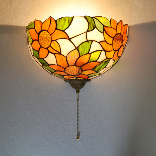 Skørter | Stained Glass Sunflower Wall Lamp with Pull Switch Loft Retro 1 Main Wall Lamp in Orange and Green