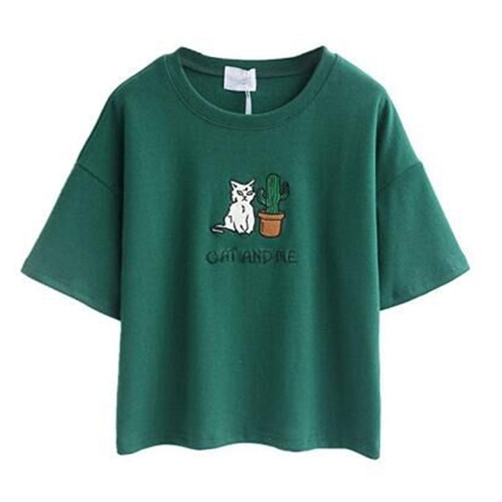 Women's casual T-shirt with cute cat and plant design Lisslune