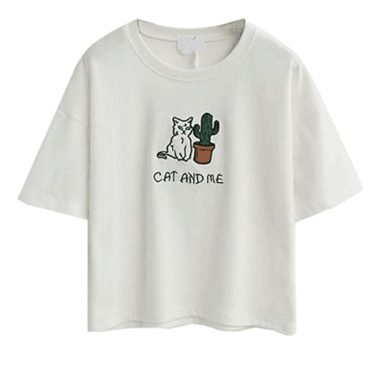 Women's casual T-shirt with cute cat and plant design Lisslune