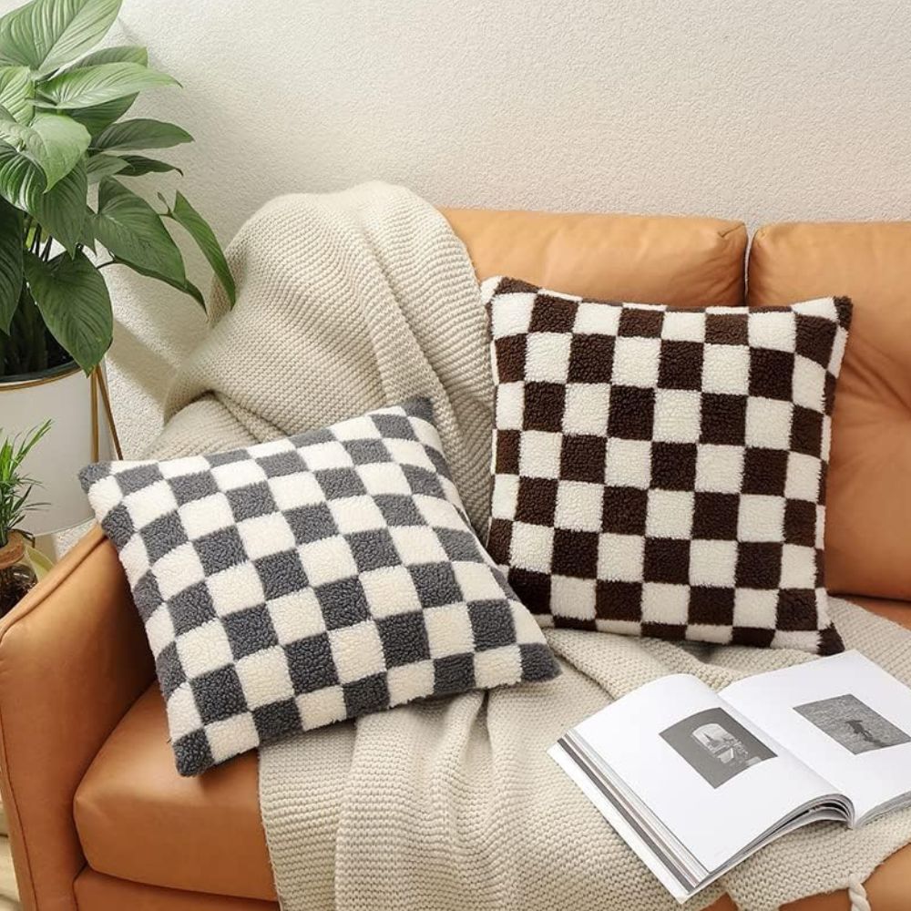 Lisslune | Fluff Mate Cushion Cover