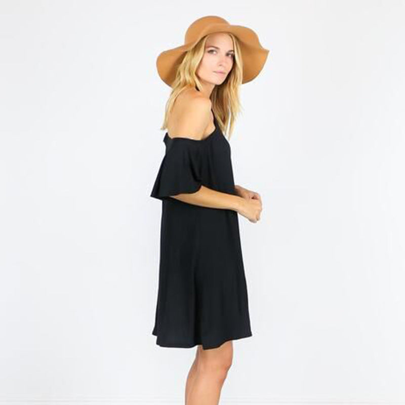 Women's summer dress with off-the-shoulder look and flowing cut
