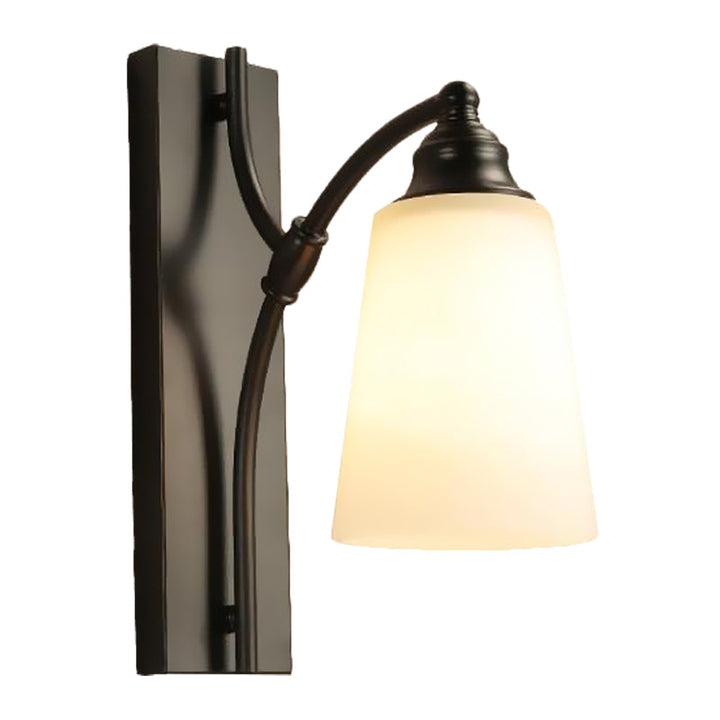Skørter | Classic conical wall-mounted lamp with a matte glass wall light fixture in black