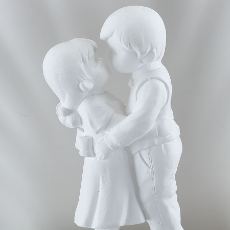 Skørter | White wall lamp for couples with shell romance  
Gypsum wall lamp in white for the study