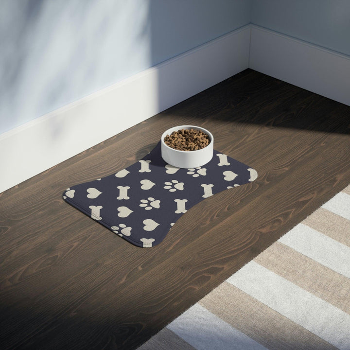 Lisslune | Personalized Playful Pet Mats - Keep Mealtime Fun and Clean!