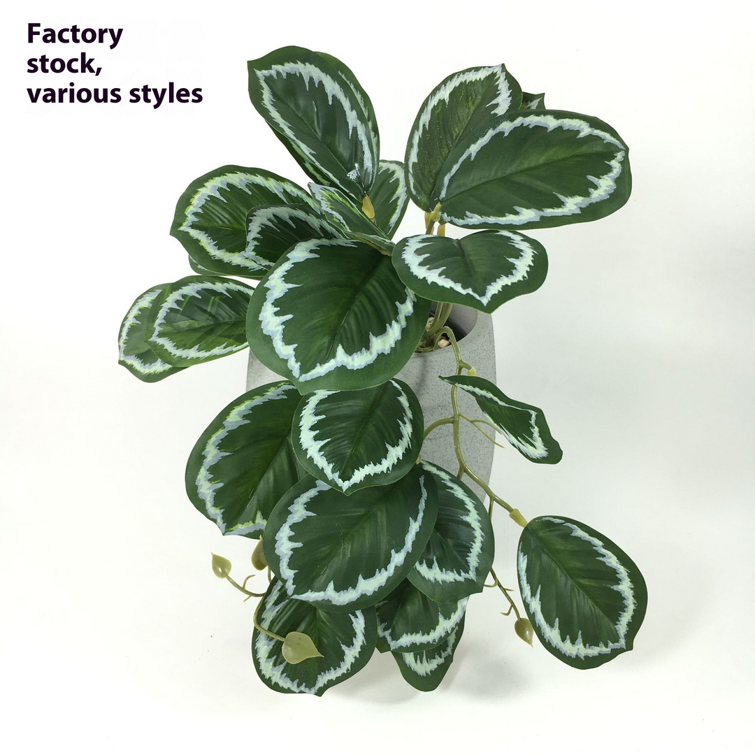 Lisslune | Artificial Hanging Plant for Natural Decoration in Indoor and Outdoor Areas
