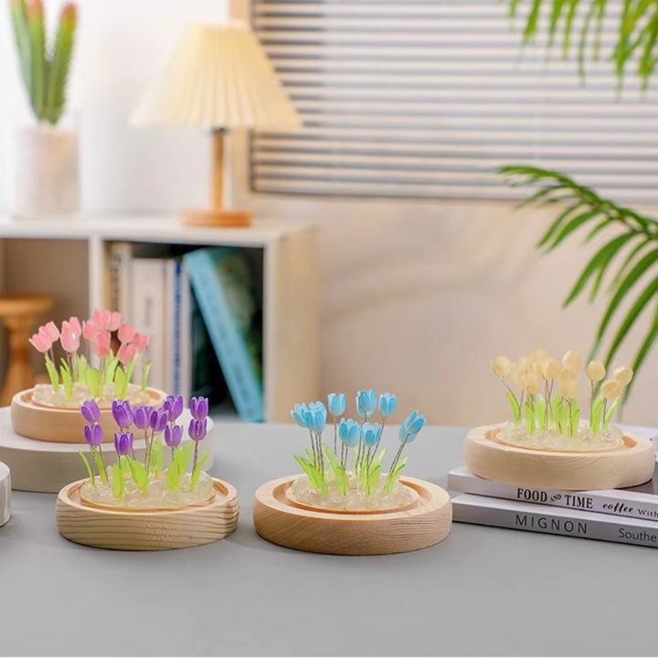 Lisslune | DIY glowing tulip night light