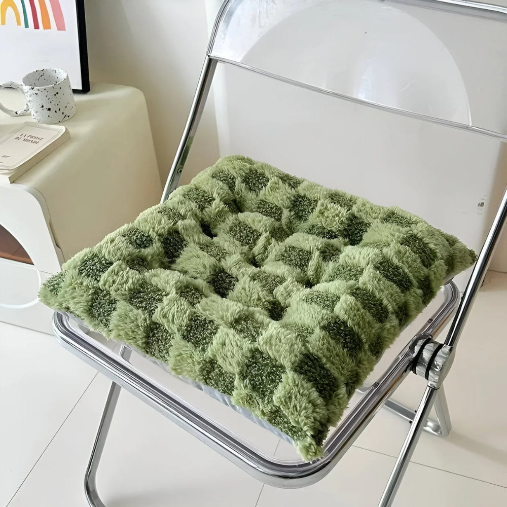 Lisslune | Fuzzy Checkered Fur Padded Cushion