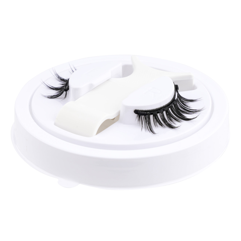 Lisslune | Reusable Magnetic Eyelash and Tweezers Set – No Glue Required