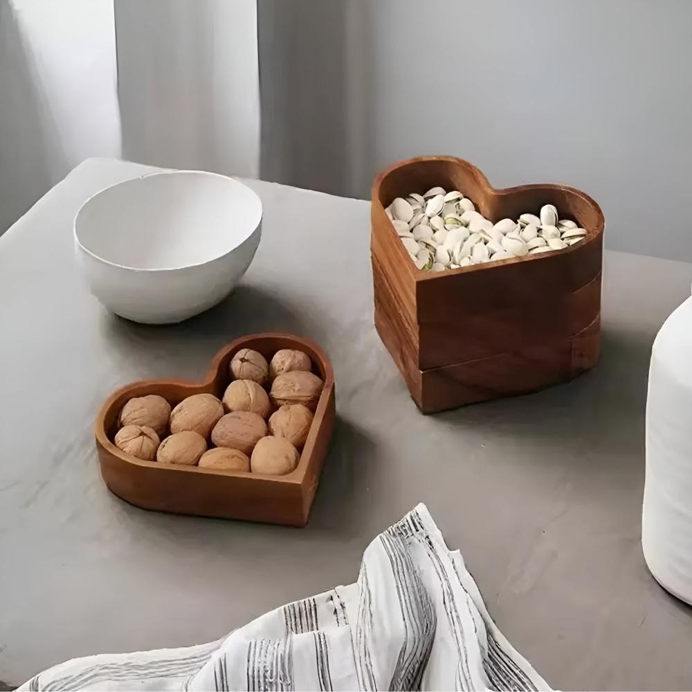 Lisslune | Heart-Shaped Wooden Snack Tray | 4 pcs