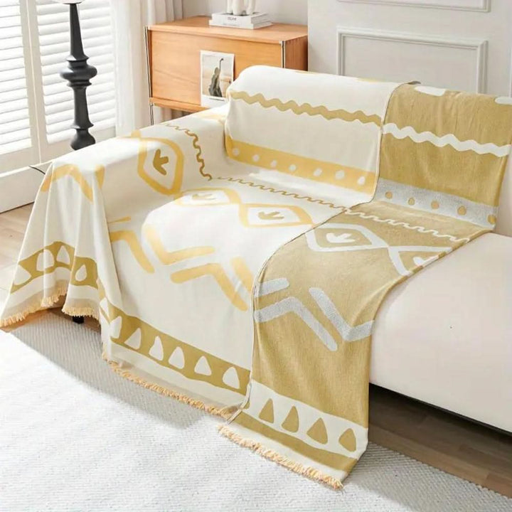 Lisslune | BohoRevive - Extravagant and fairy-tale sofa cover