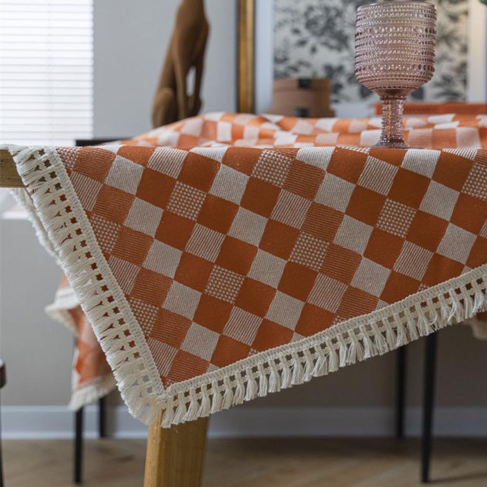 Lisslune | Heritage Checkered Tablecloth