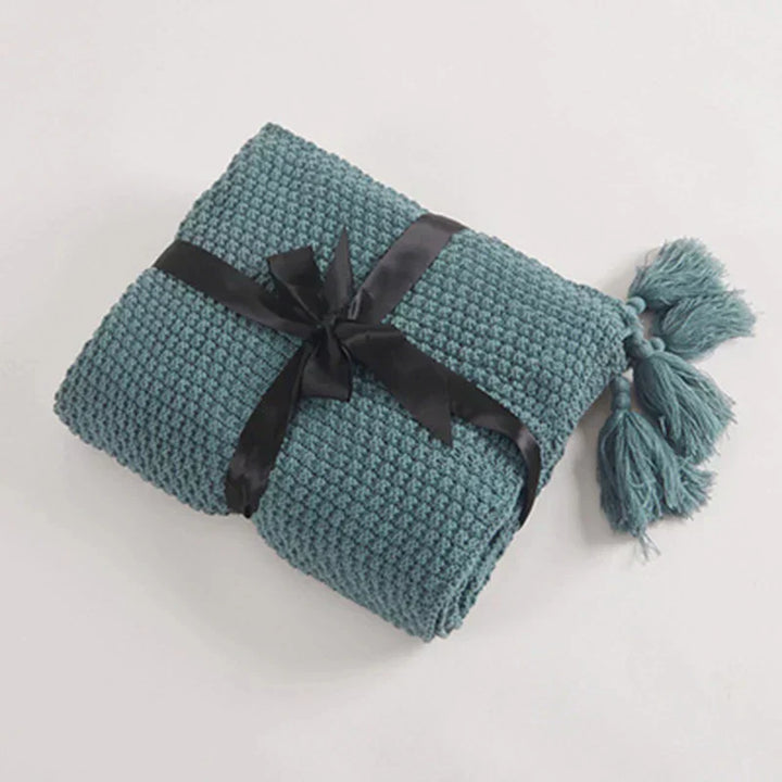Lisslune | Knitted Wool Blanket with Fringes - NordicCozy