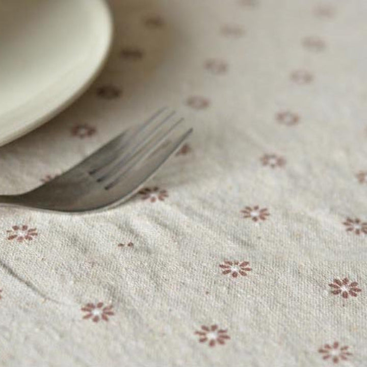 Lisslune | Daisy Print Cotton Linen Tablecloth