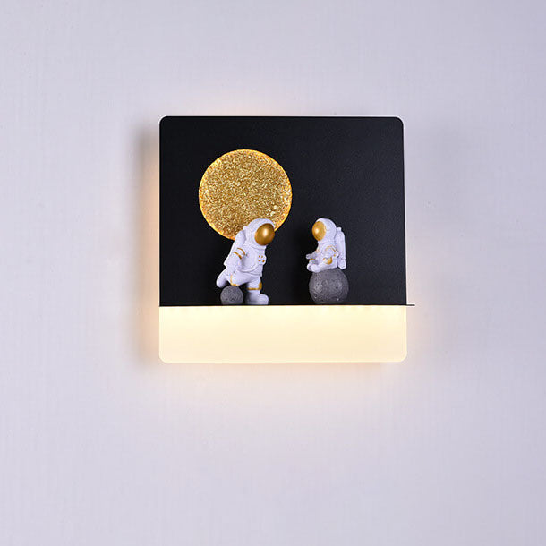 Lisslune | Contemporary Creative Iron Resin Round Astronaut LED Wall Light Lamp for Bedroom