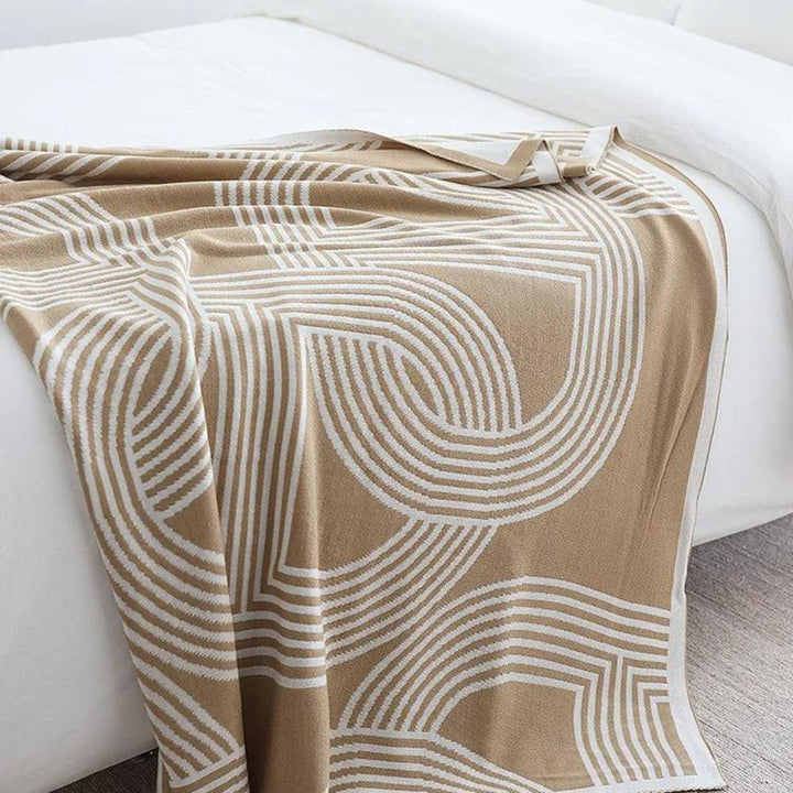 Lisslune | Snuggle Maze Knit Blanket
