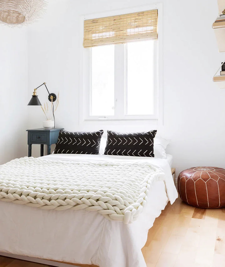 Lisslune | Chunky Knit Handmade Weighted Throw – Ultra-Cozy & Stylish Blanket